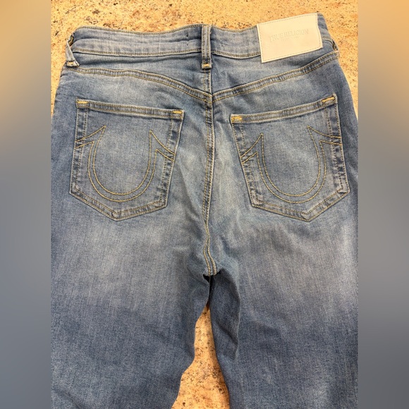 True Religion Starr Mid Rise Cropped Straight Bite Out Women's Jeans Size 28 - Picture 4 of 14